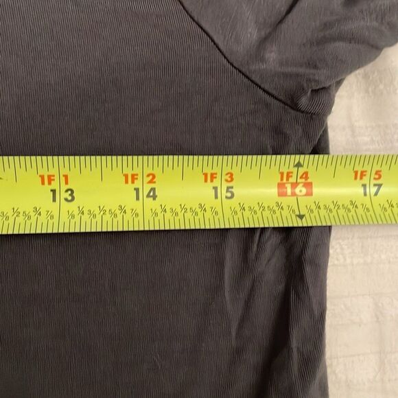 Express Gray Pullover Knit Top Womens Size Small - Picture 6 of 8